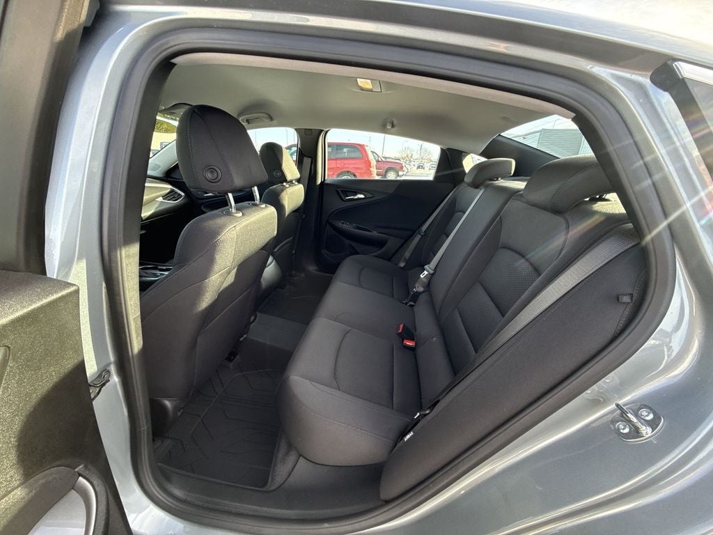 2025 Chevrolet Malibu RS