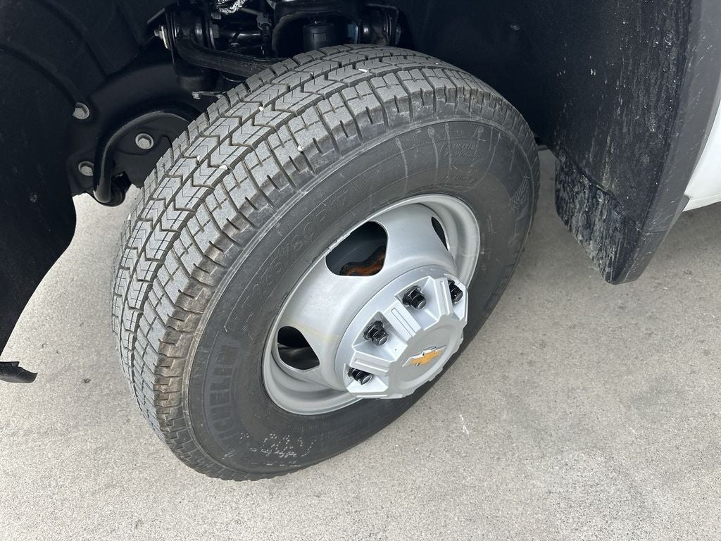 2025 Chevrolet Silverado 3500 HD Chassis Cab Work Truck