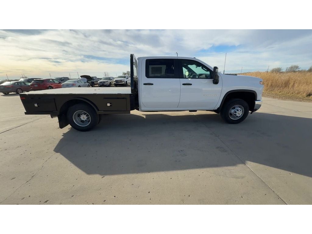 2025 Chevrolet Silverado 3500 HD Chassis Cab Work Truck