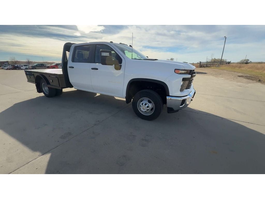 2025 Chevrolet Silverado 3500 HD Chassis Cab Work Truck