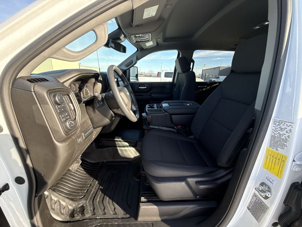 2025 Chevrolet Silverado 3500 HD Chassis Cab Work Truck