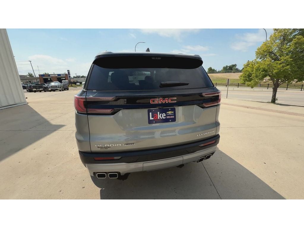 2026 GMC Acadia Elevation