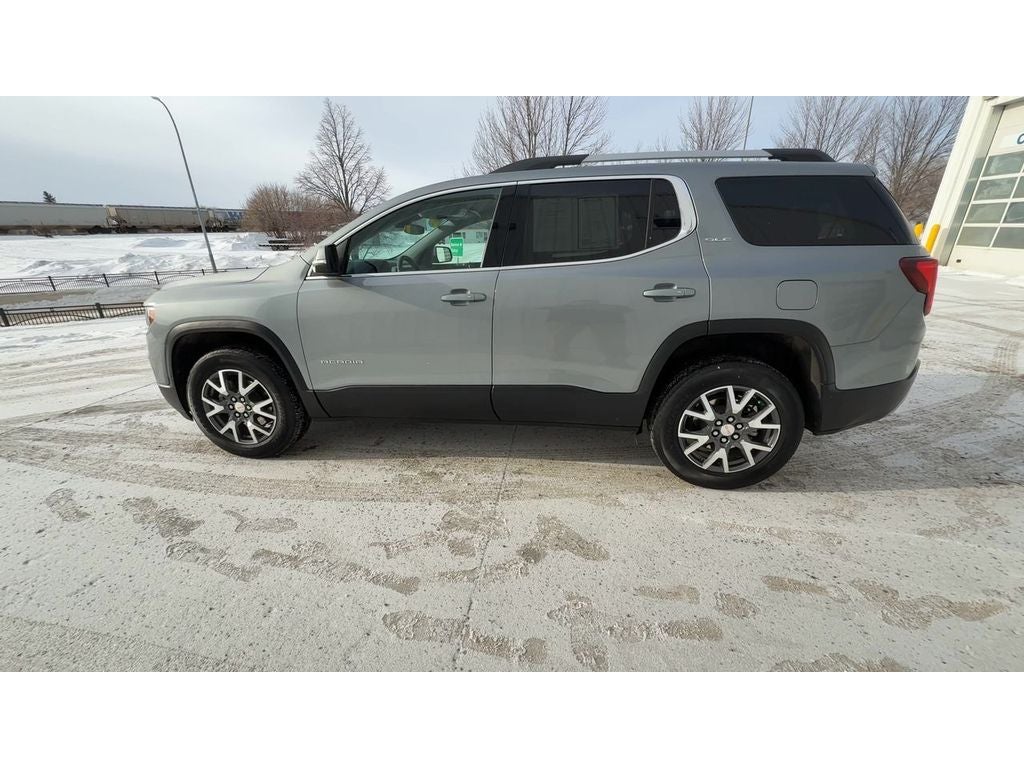 2023 GMC Acadia SLE