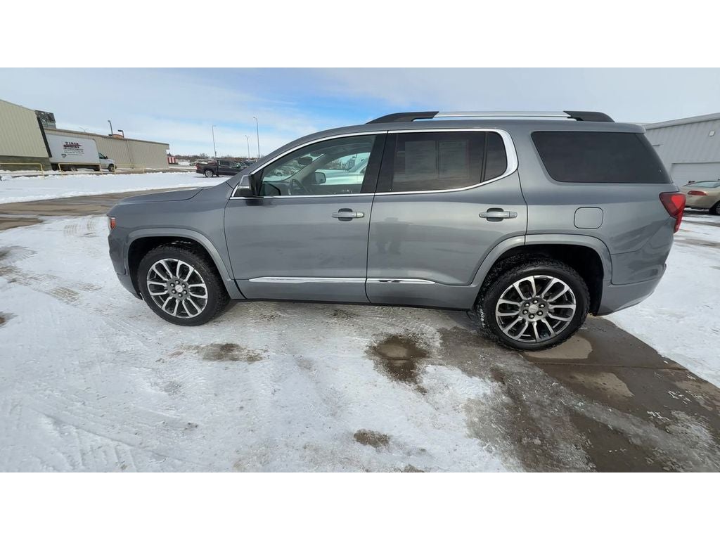 2021 GMC Acadia Denali