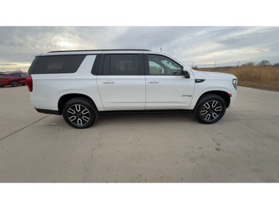 2023 GMC Yukon XL AT4