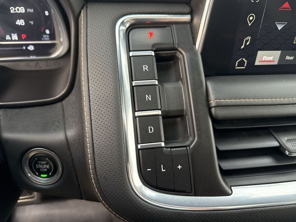 2023 GMC Yukon XL AT4