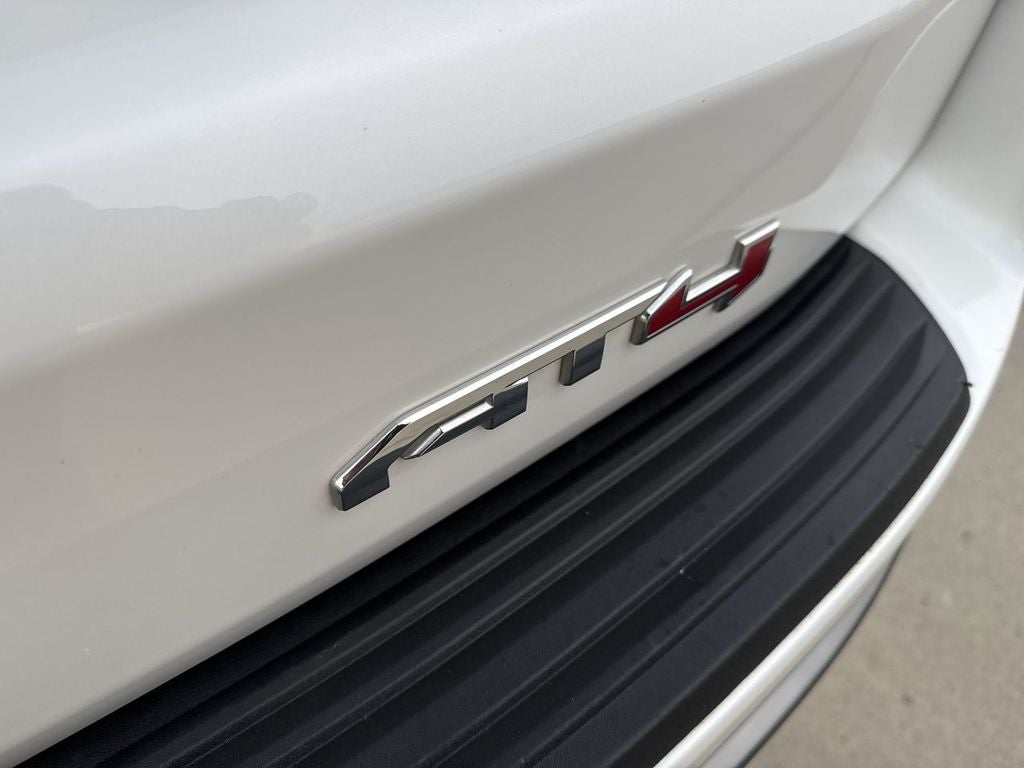 2023 GMC Yukon XL AT4