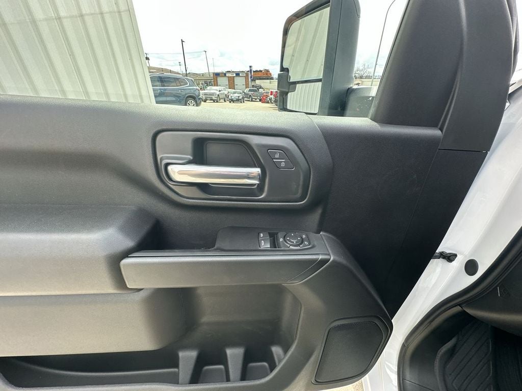 2025 GMC Sierra 2500 HD Pro