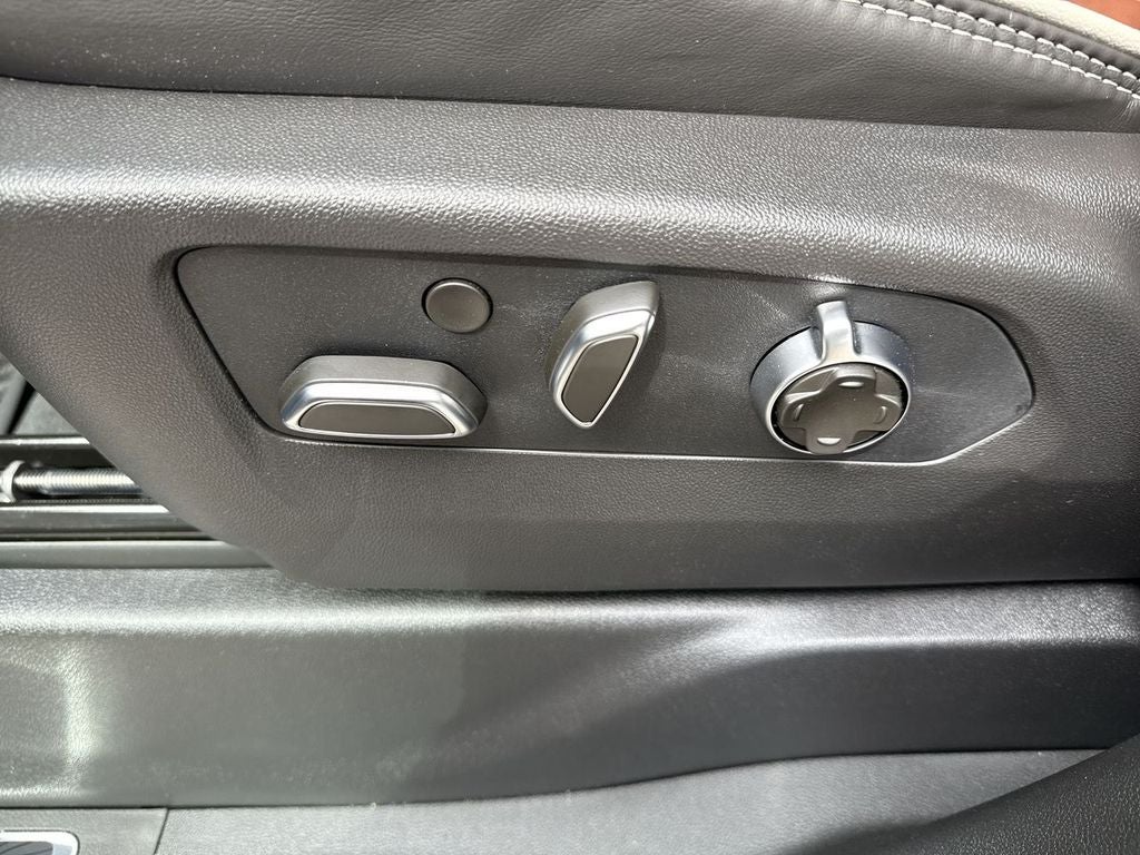 2025 GMC Sierra 3500 HD Denali Ultimate