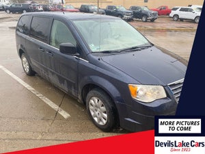2009 Chrysler Town &amp; Country LX