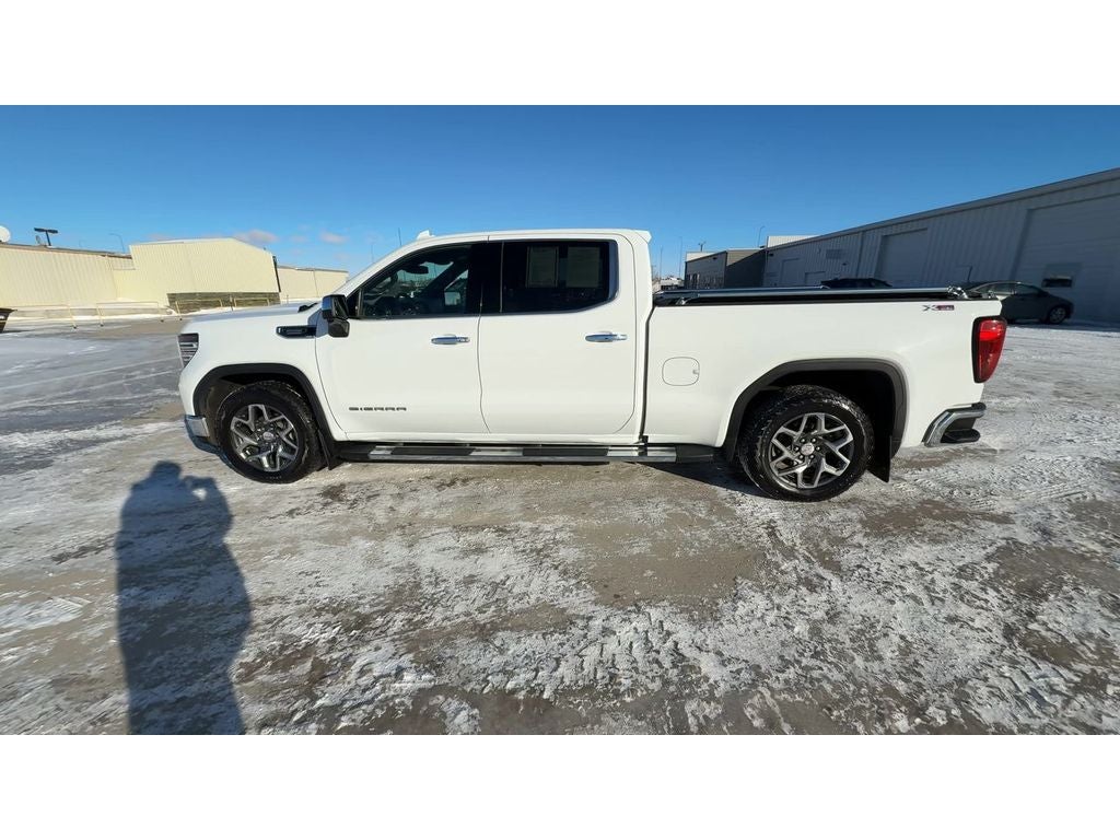 2023 GMC Sierra 1500 SLT