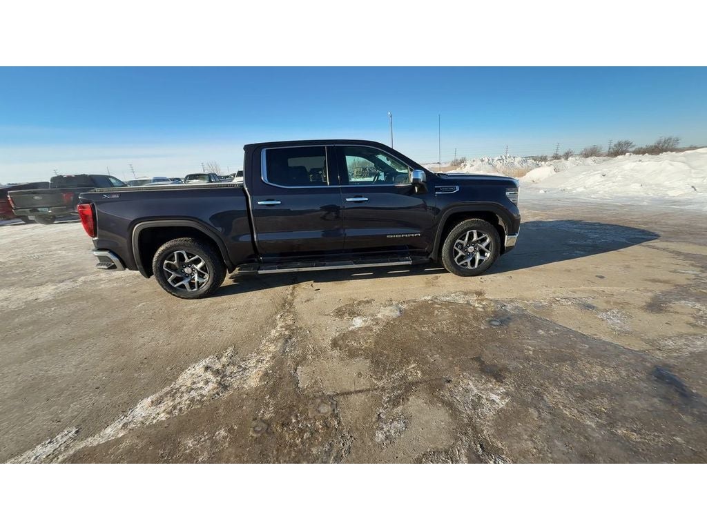 2023 GMC Sierra 1500 SLT
