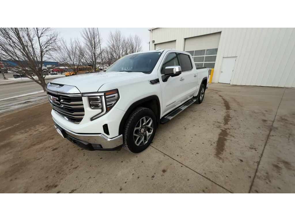 2023 GMC Sierra 1500 SLT
