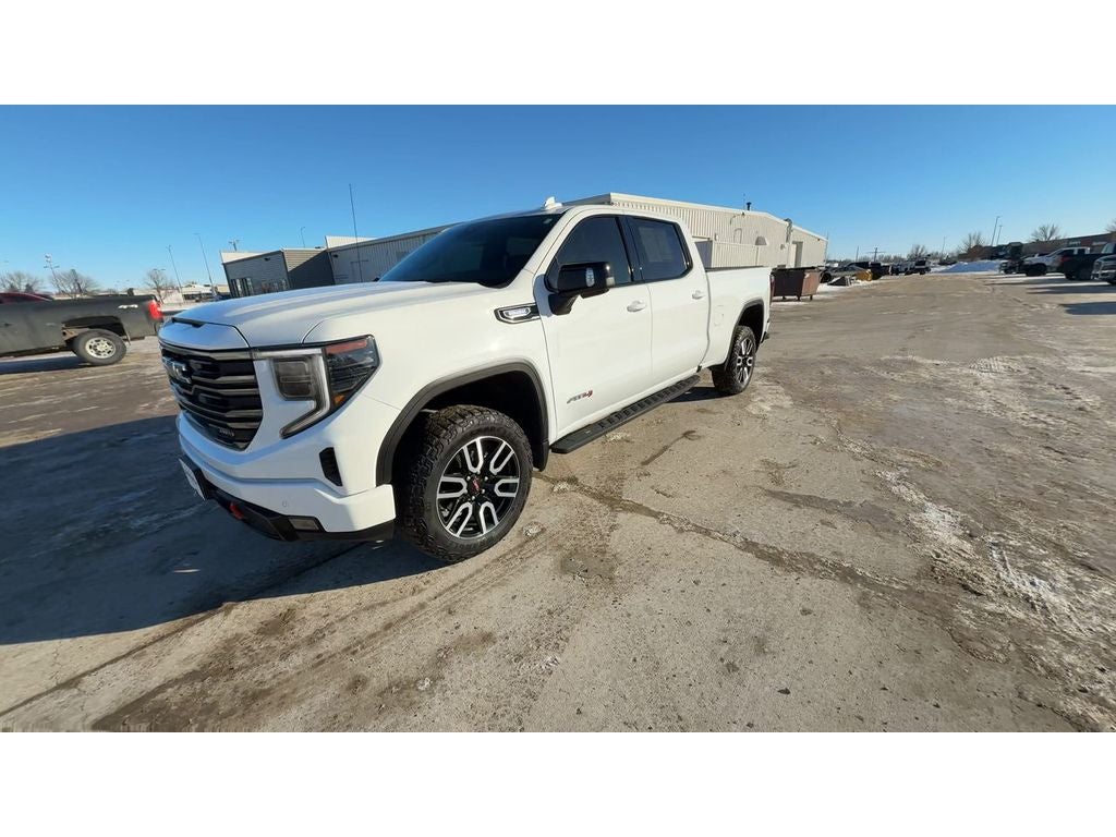 2023 GMC Sierra 1500 AT4