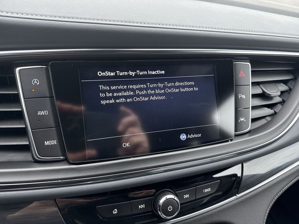 2023 Buick Enclave Essence