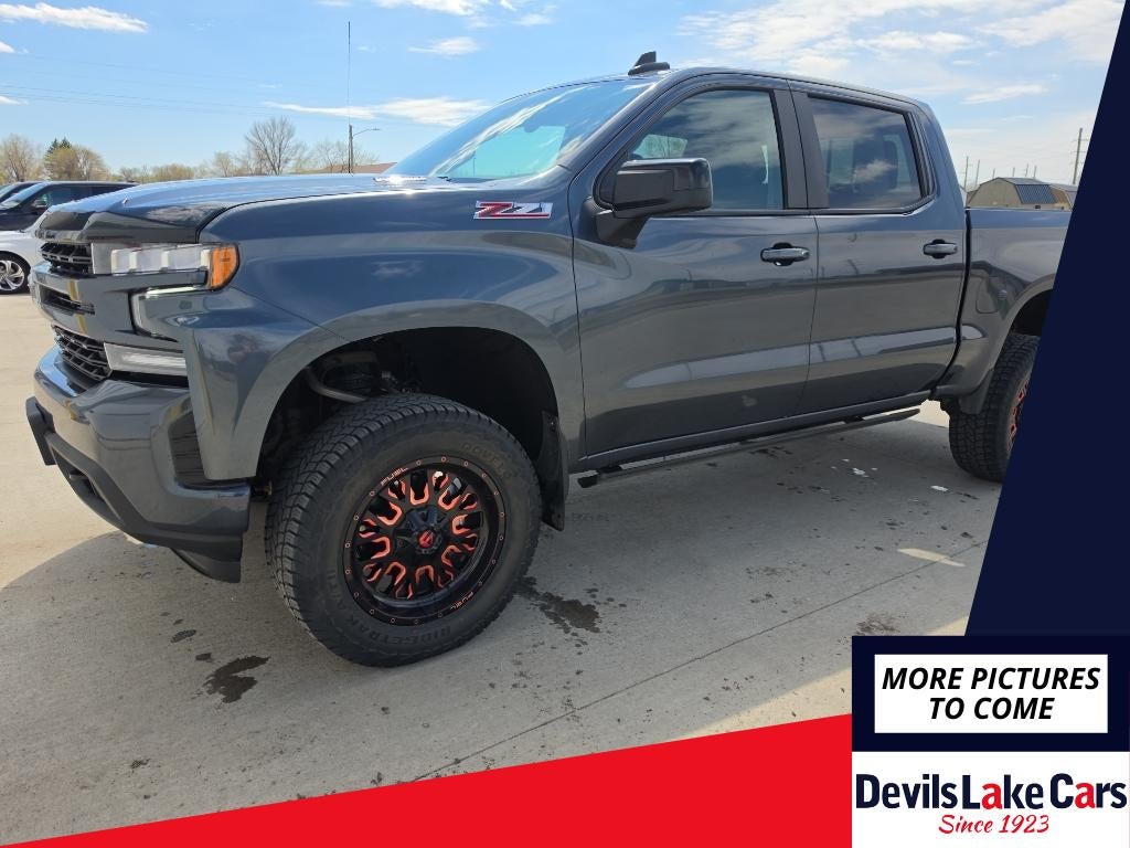 2022 Chevrolet Silverado 1500 RST 4X4 Crew Cab Short Box's photo