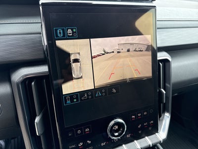 2025 GMC Acadia AT4