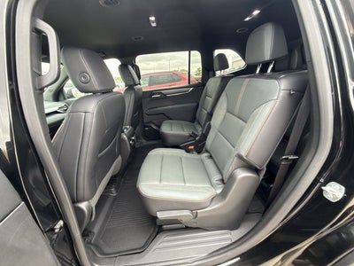 2025 GMC Acadia AT4