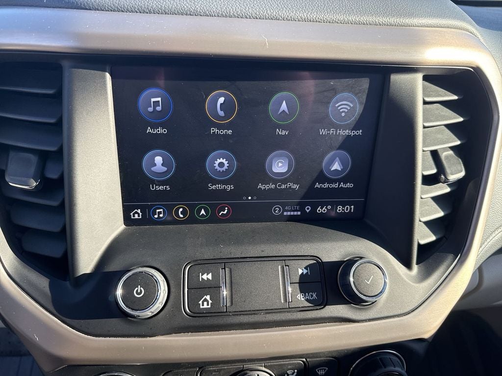 2023 GMC Acadia Denali