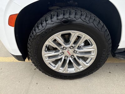 2023 GMC Yukon XL SLT