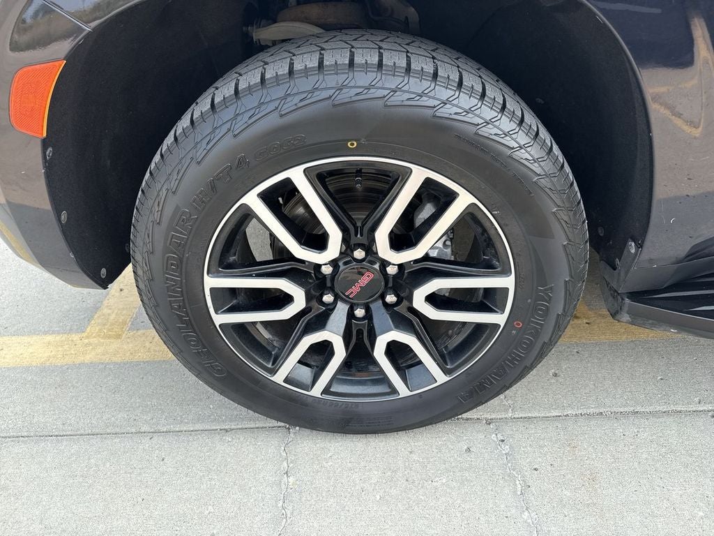 2021 GMC Yukon XL AT4