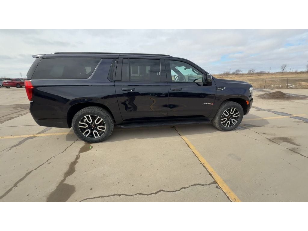 2021 GMC Yukon XL AT4