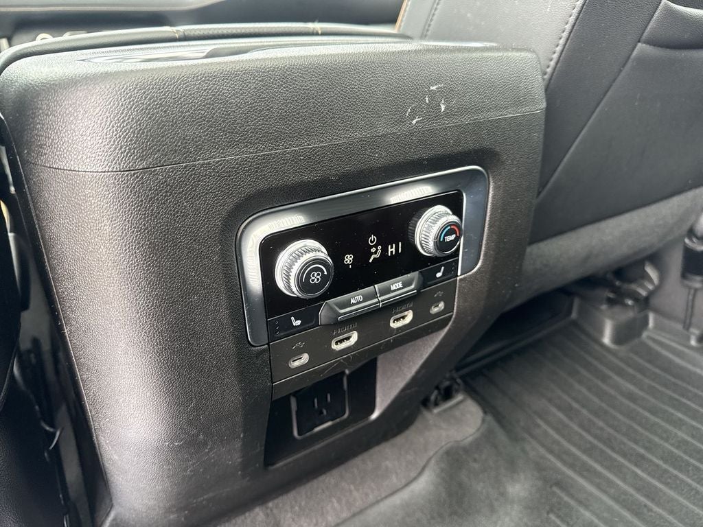 2021 GMC Yukon XL AT4