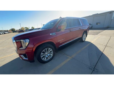 2023 GMC Yukon XL Denali