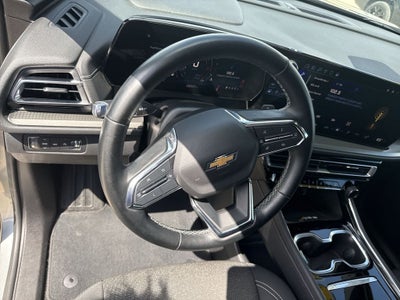 2024 Chevrolet Traverse LT