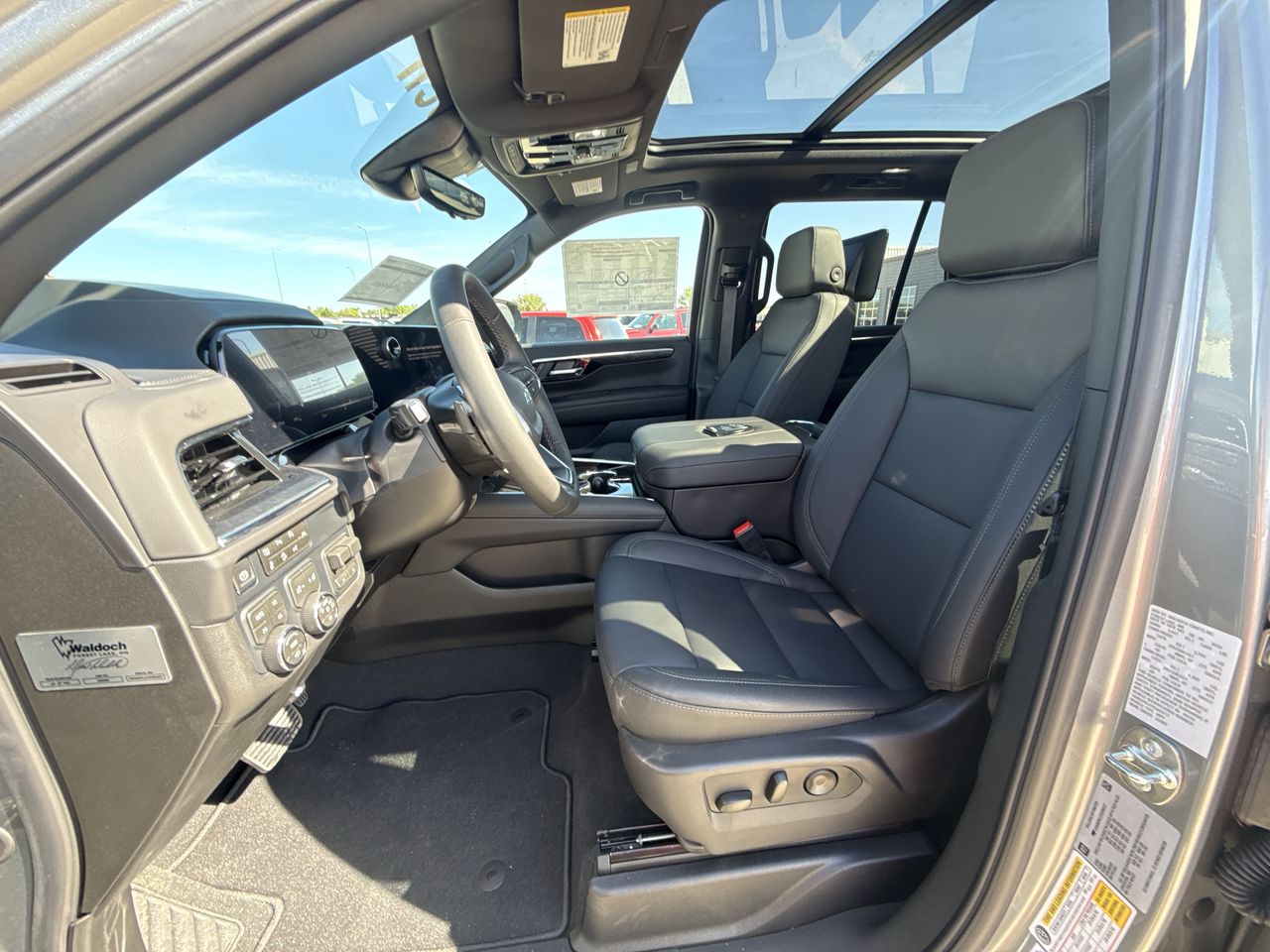 2026 Chevrolet Tahoe Z71 - Photo 16