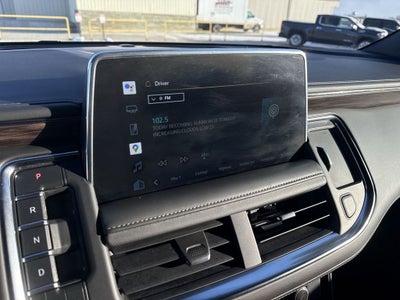 2022 Chevrolet Suburban LT