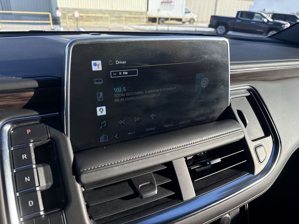 2022 Chevrolet Suburban LT