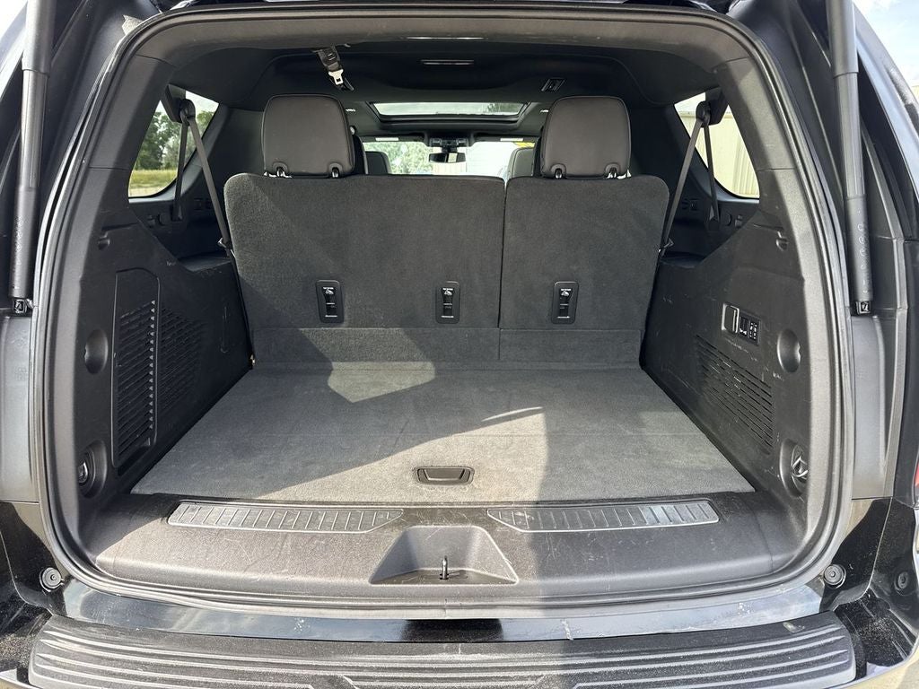 2022 Chevrolet Suburban RST