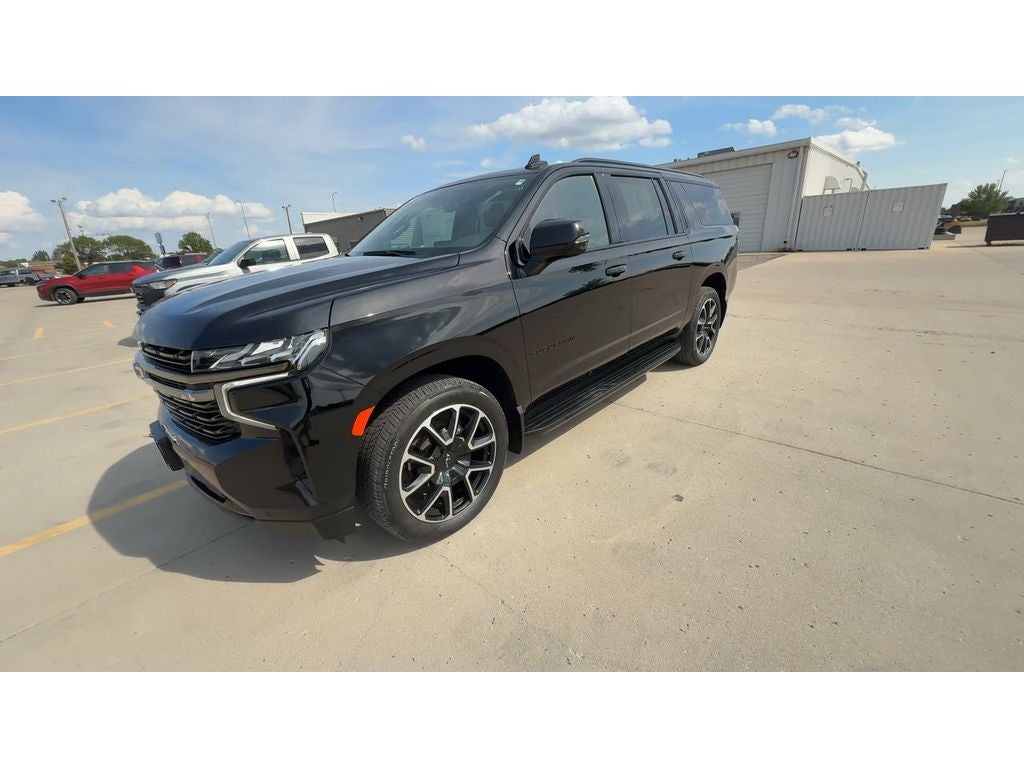 2022 Chevrolet Suburban RST