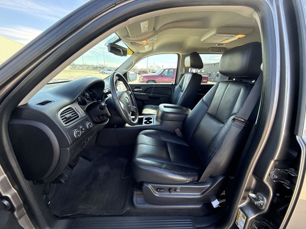 2014 Chevrolet Suburban LT