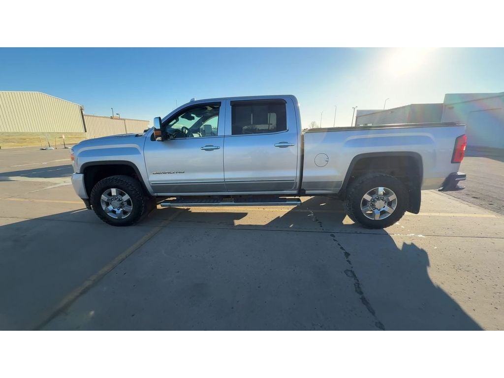 2019 GMC Sierra 2500 HD Denali