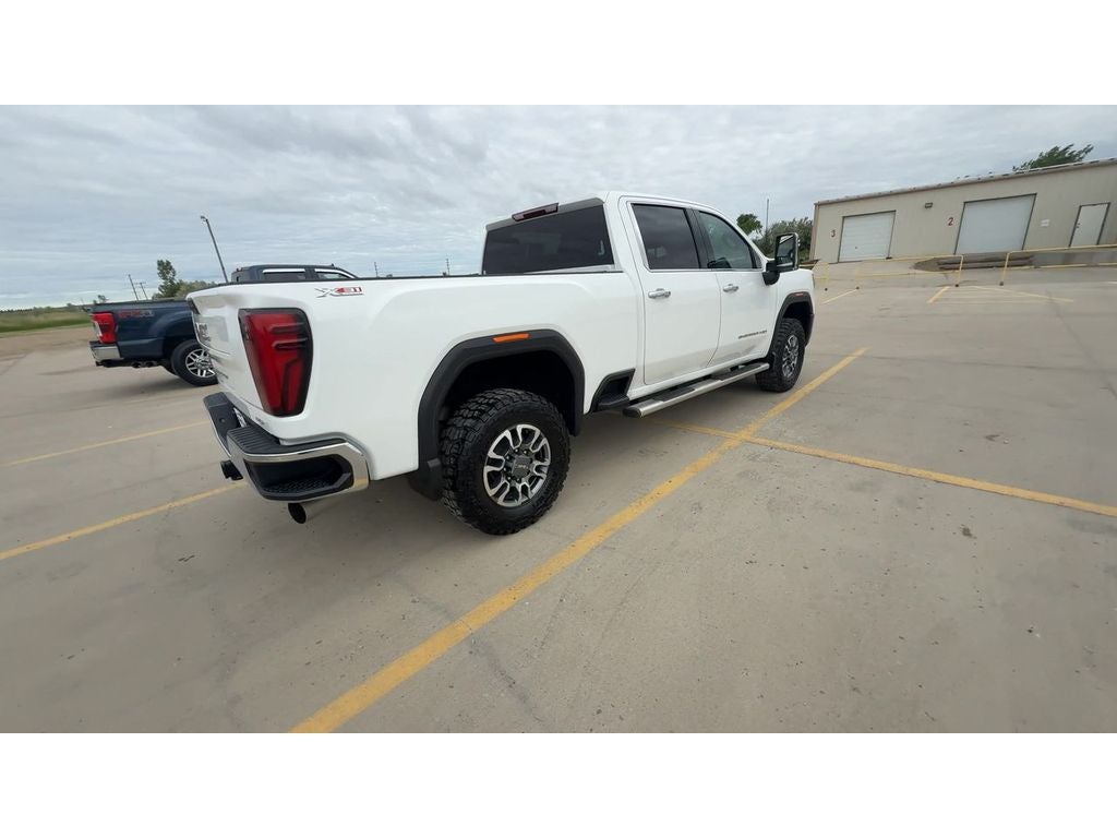 2025 GMC Sierra 3500 HD SLT