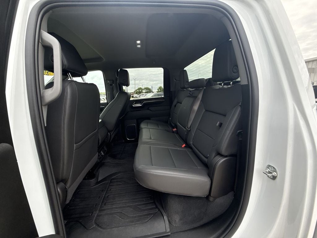 2025 GMC Sierra 3500 HD SLT
