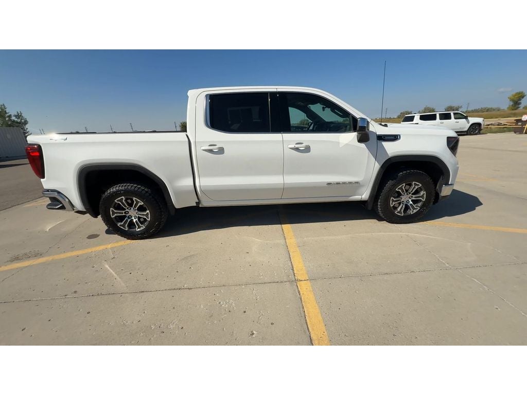 2025 GMC Sierra 1500 SLE