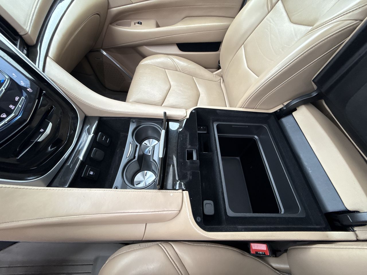 2019 Cadillac Escalade Platinum