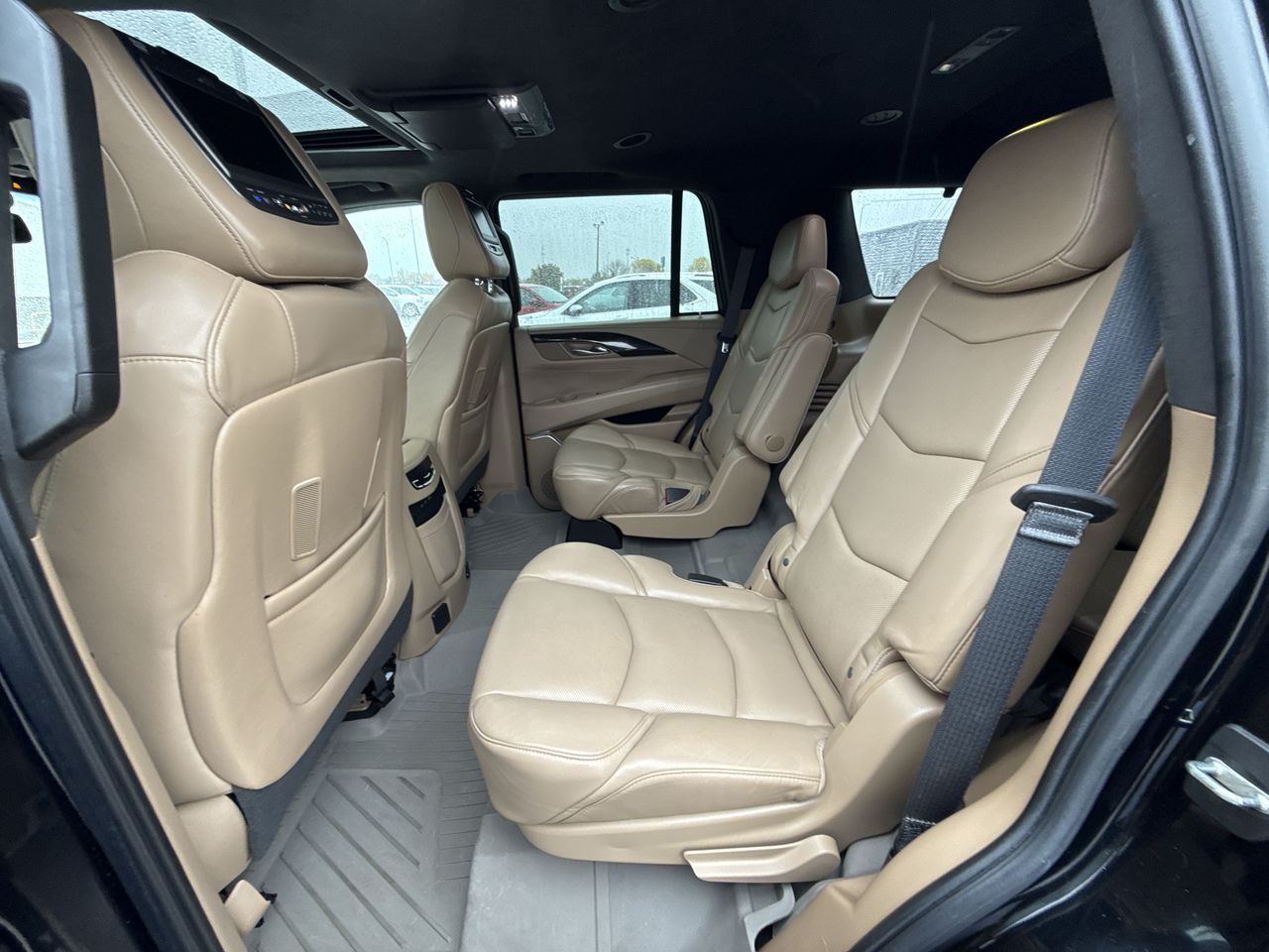 2019 Cadillac Escalade Platinum