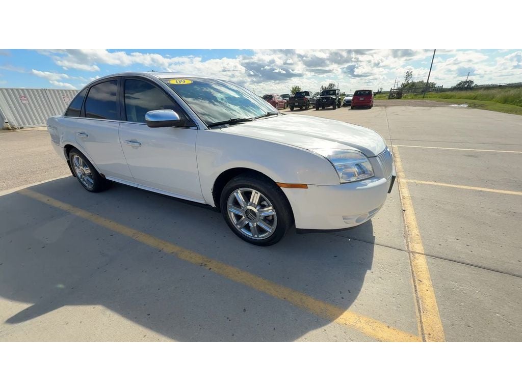 Used 2009 Mercury Sable Premier with VIN 1MEHM42WX9G629302 for sale in Devils Lake, ND