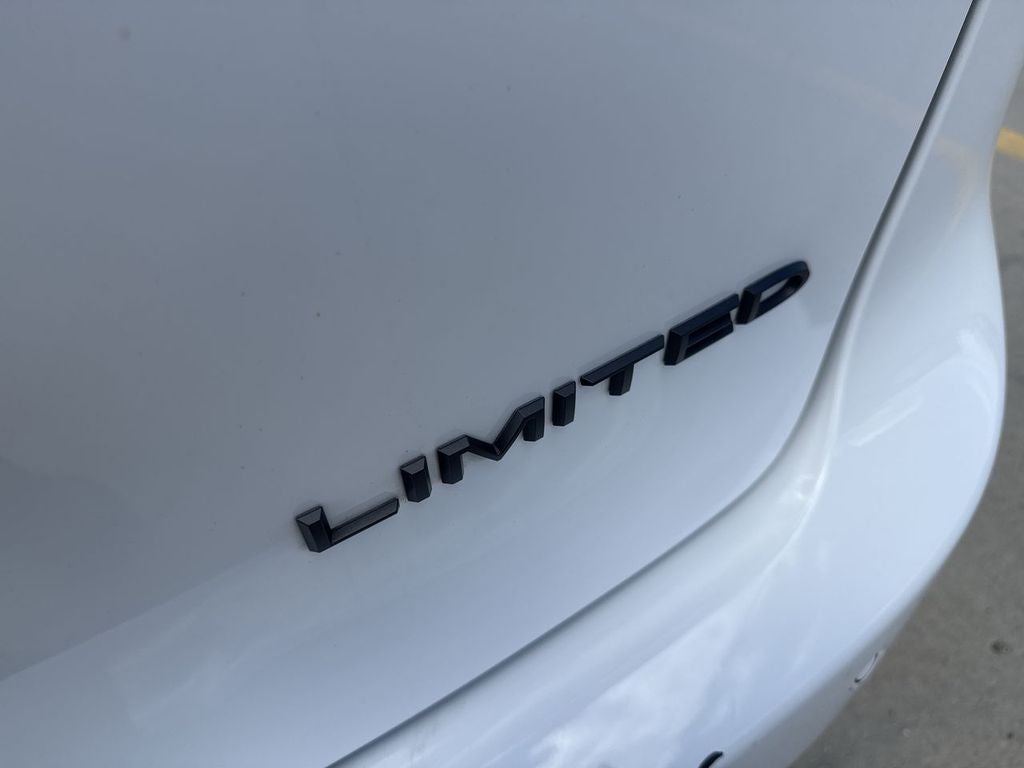 2025 Chrysler Pacifica Limited