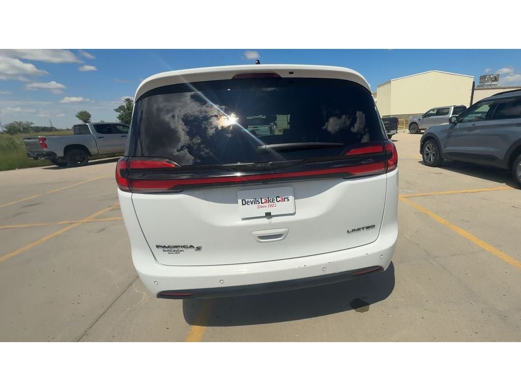 2025 Chrysler Pacifica Limited