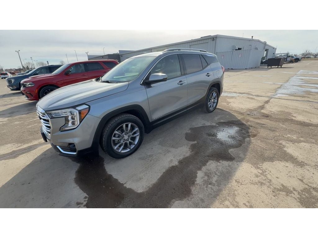 2023 GMC Terrain SLT