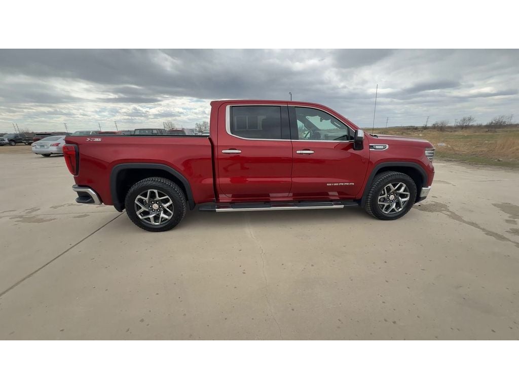 2024 GMC Sierra 1500 SLT