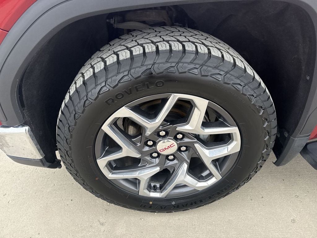 2024 GMC Sierra 1500 SLT