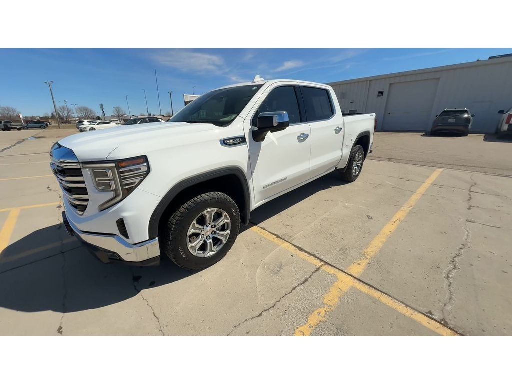 2022 GMC Sierra 1500 SLT