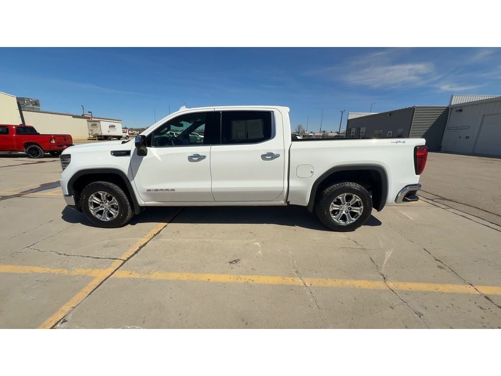 2022 GMC Sierra 1500 SLT