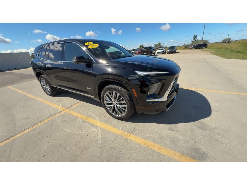 2025 Buick Enclave Avenir